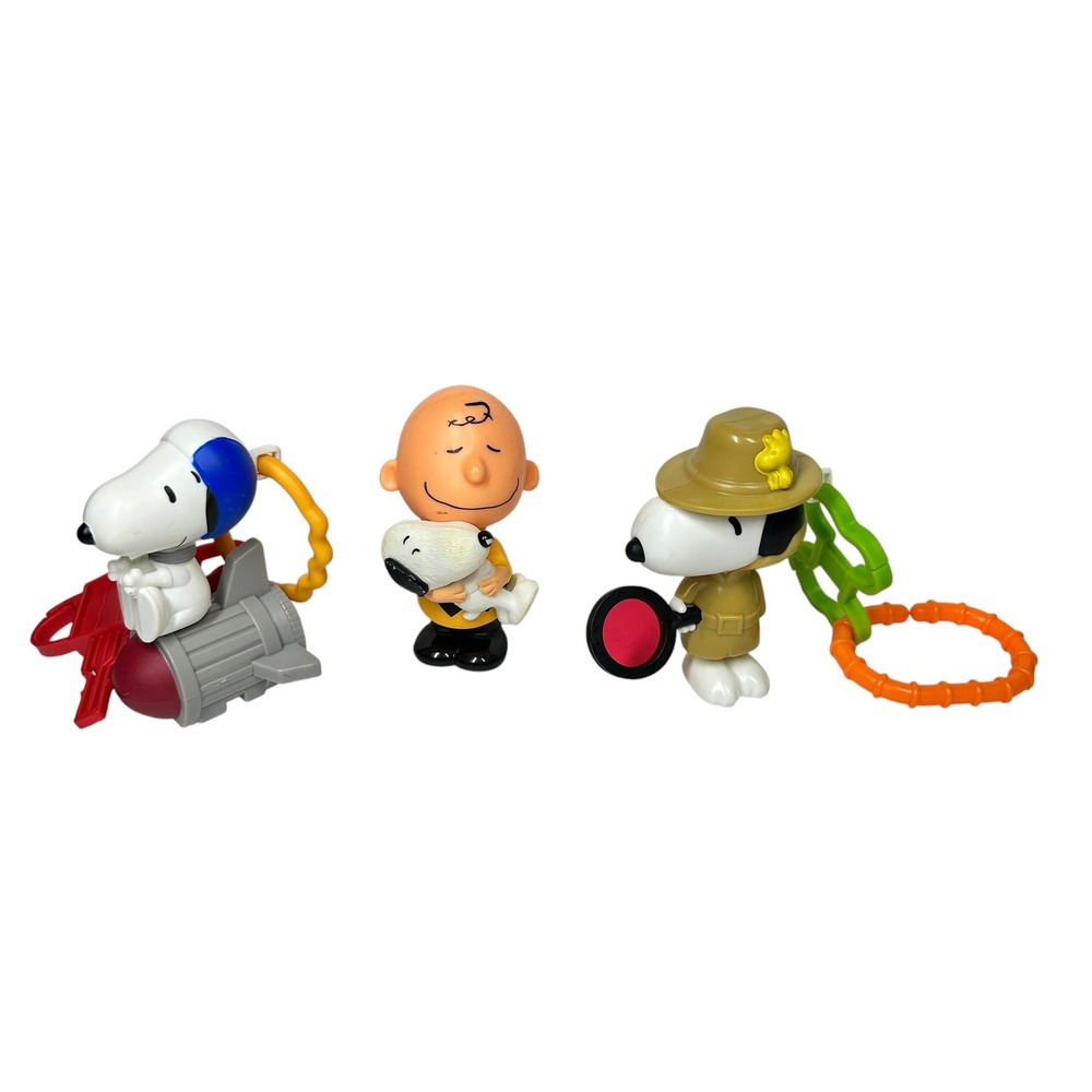 Peanuts Snoopy Charlie Brown Figure Lot Astronaut Scout Hugging 3 Pc Mcdonalds